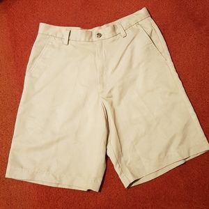 Men's Izod shorts size 30